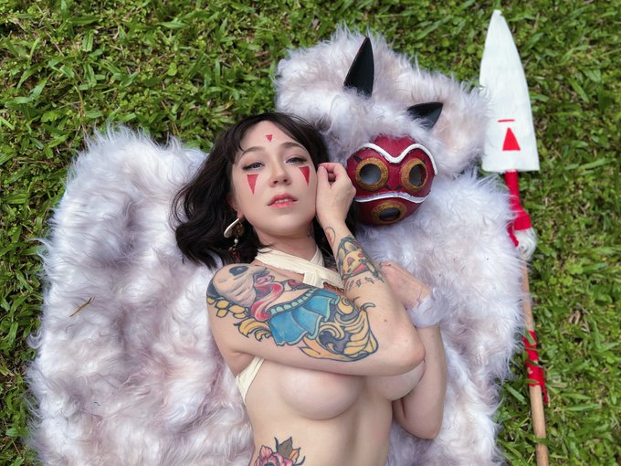 Thimeow 🐾 智恵美 - Mononoke Hime ❤️ https://t.co/HkDuMfwJ1c