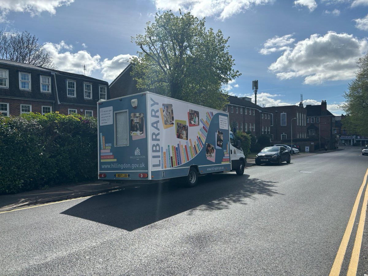 Hillingdon Libraries tweet media
