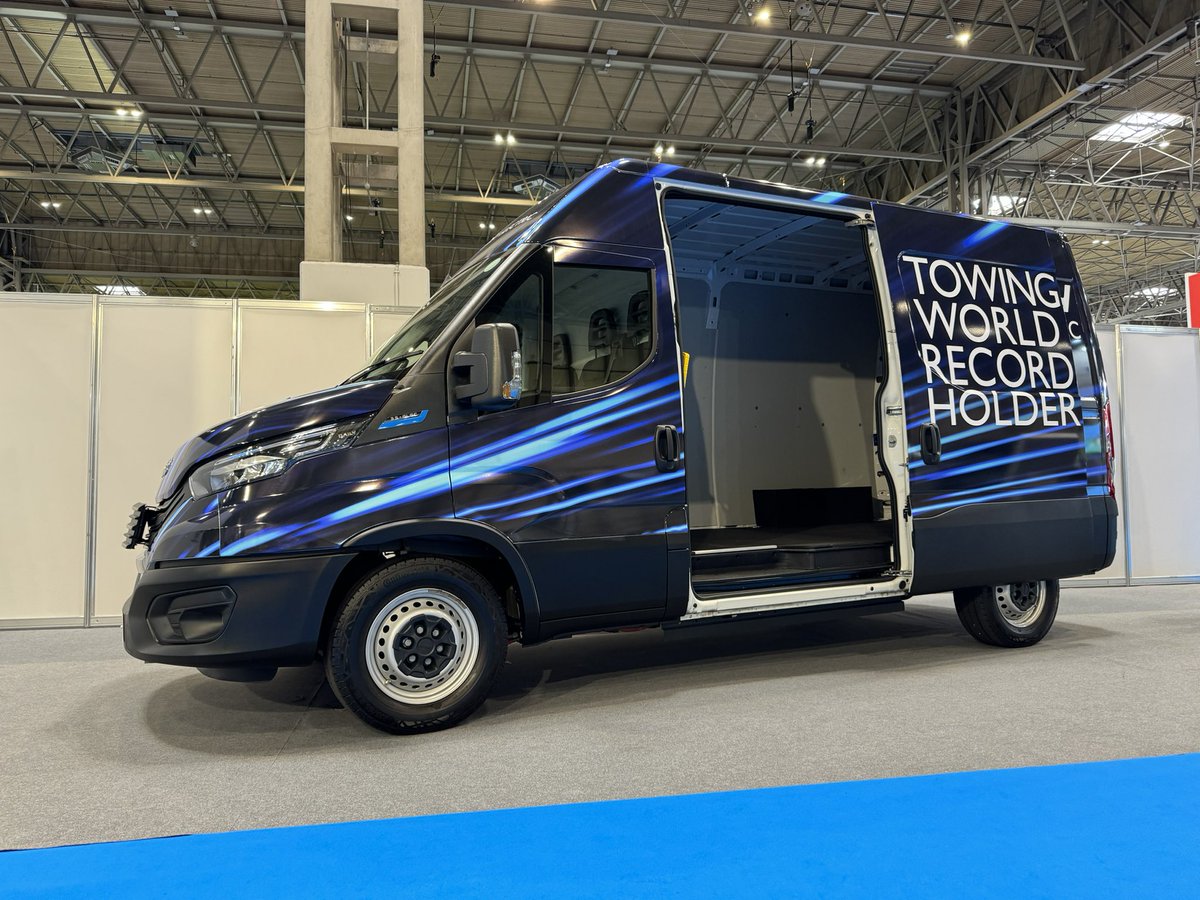 The towing world record holder is also at the Commercial Vehicle Show! This #IVECO eDaily towed over 153 tonnes last year. #ev #record #CVshow