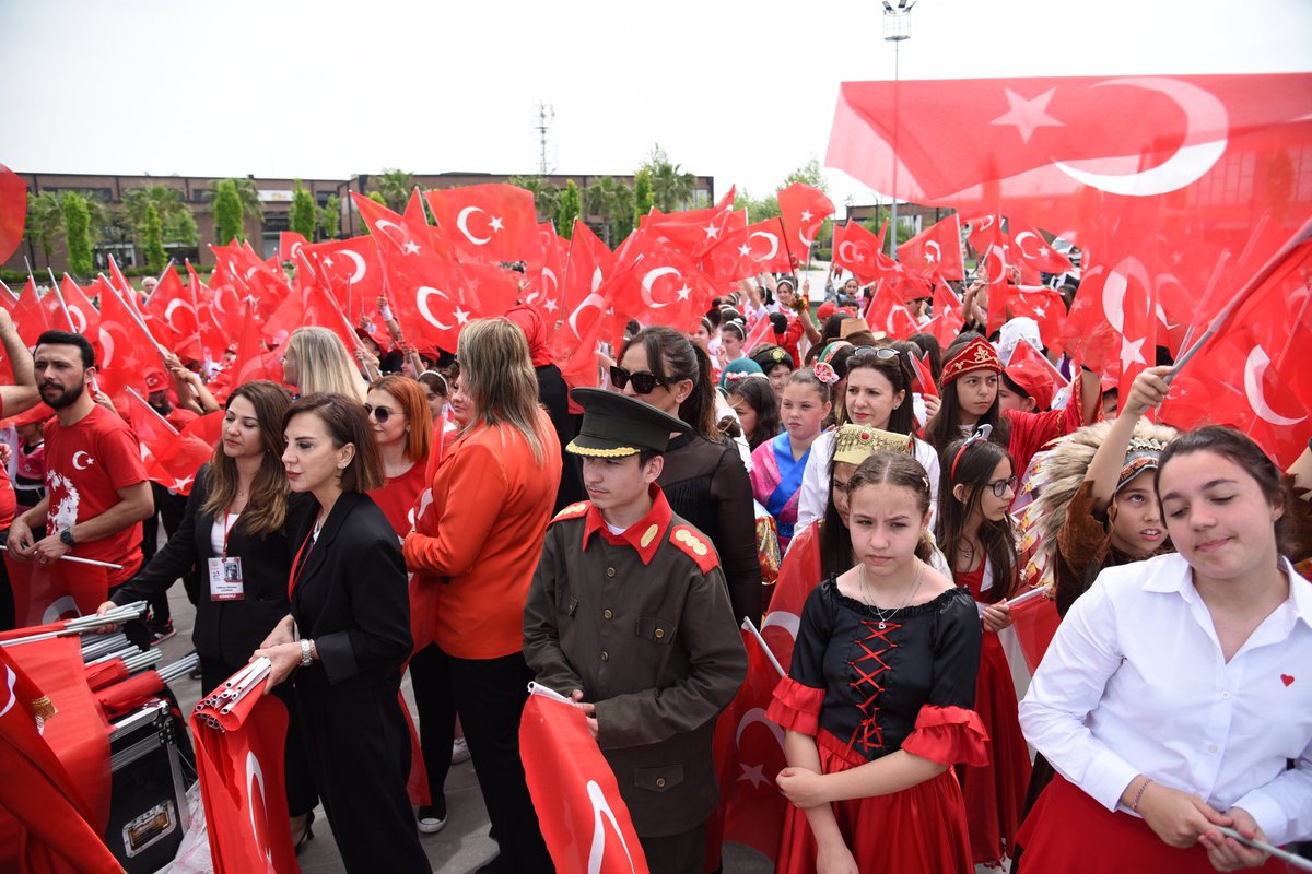 Türkiye Büyük Millet Meclisi'nin kuruluşunun 104. yılı, 23 Nisan Ulusal Egemenlik ve Çocuk Bayramı kapsamında ilimizde düzenlenen etkinliklerle coşkuyla kutlandı. @tcmeb @Yusuf__Tekin @TC_Balikesir @tatliali12
