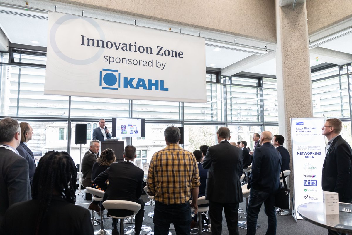 ArgusMedia's tweet photo. Standing room only at the #ArgusBiomassConference taking place 23-25 April in London, UK. The event opened today with exclusive insights and focused working groups and technical presentations in the Innovation Zone. Learn more: https://t.co/3fYz6xpF0L | #ArgusBiomass #biomass https://t.co/BiEKysioGf
