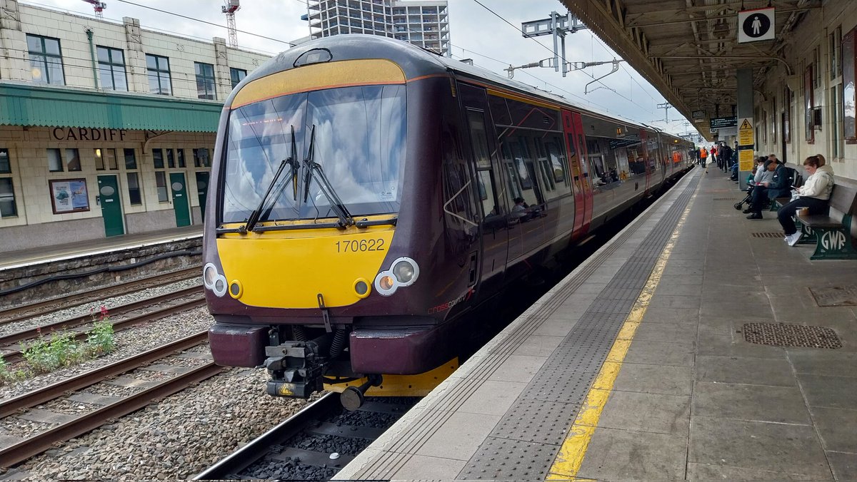 170622 'Pride of Leicester' at Cardiff Central before departing with 1M98 to Nottingham
