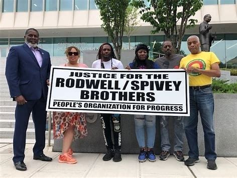 Theyre in court and today and the judge is to rule on their remaining charges!
Drop the Charges! on the Rodwell Spivey Bros!
#StopPoliceBrutality!
@LawrenceHamm7 
@TKJerseyCWL 
@NewarkNJNAACP 
@ToddStevenBurr1