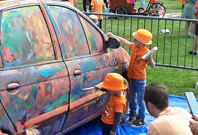 ED_Regio_Heeze's tweet photo. Heeze-Leende kleurt weer oranje op Koningsdag https://t.co/IkGPORLrhs https://t.co/xrXoGOXac9