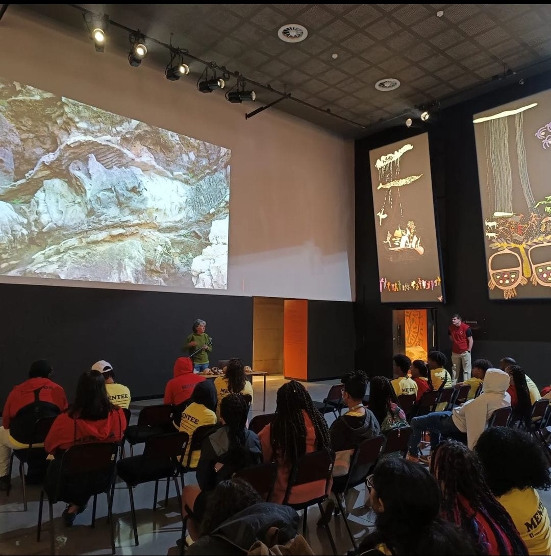 @OriginsCentre is still accepting school group bookings. We offer tours specially focused on what is in the schools curriculum of Social Science (about the Hunter Gatherers lifeways) Grade 5 and Life Science (Human Evolution) which is taught is Grade 11 and 12. Book your tour NOW