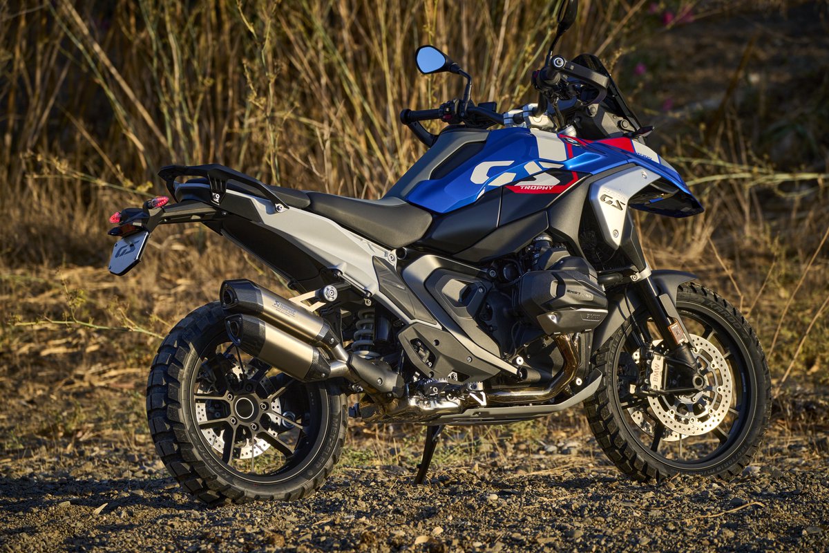 [Thread Alert] Can we talk about the nearly launched adventure touring motorcycle, the one and only BMW R1300GS by BMW Motorrad? 🔥 Will emphasis more on its suspension. #R1300GS_ke | @inchcape_ke #MakeLifeARide #SpiritOfGS