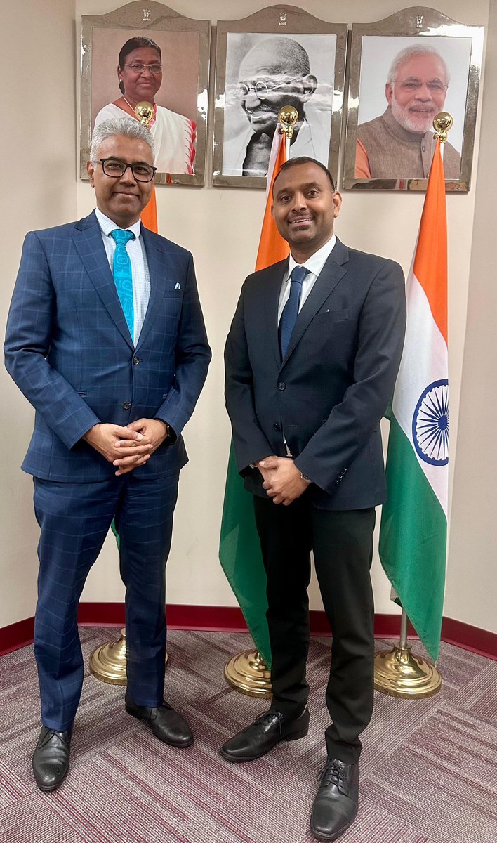 CG @ManishGIfs had a meeting with @PTRC_SK CEO @ranjithno1 in #Vancouver and discussed various issues of mutual interest. @ranjithno1 conveyed his gratitude for CG’s invaluable assistance & support to the Saskatchewan 🇮🇳n diaspora & for PTRC #ccs initiatives in 🇮🇳 @HCI_Ottawa