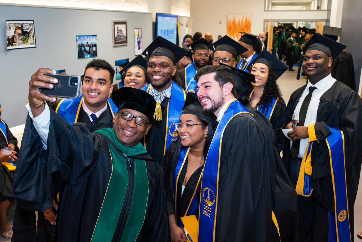 Our 40th Commencement Exercises are swiftly approaching! 🎓 Join us on Saturday, May 18th at 9am as we celebrate our graduates and send them off on their future healthcare journeys. 🔗 Visit msm.edu/commencement/ for more!