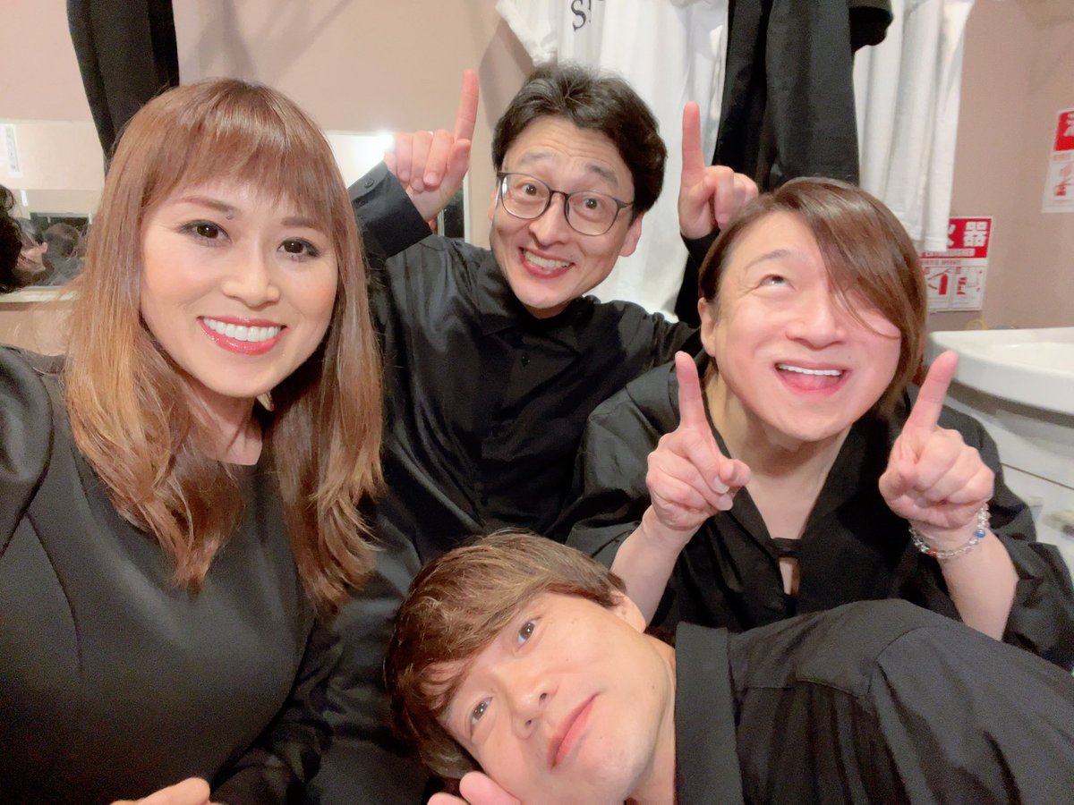 kaoriasoh's tweet photo. ていうか、もう4月後半とか信じられない💧色々アップしようと思ってるうちに #タチヨミ からもう1ヶ月💦とりあえず同級生4人組の生存確認が今年も出来て幸せだった図✨もう怖いものは何もないと全員変顔した写真ばかりで😂載せられない😂これは大丈夫！と思ったら🤣

#中井和哉
#松野太紀
#北山雅康 https://t.co/fy9y9PvqbW