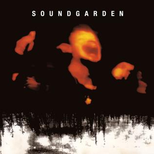 What are the 2 most underrated Soundgarden songs? TOP 5 ALTERNATIVE METAL ALBUMS OF THE 1990s #1 Soundgarden-Superunknown Grade:A+ LISTEN TO 'Spoonman' youtube.com/watch?v=T0_zzC… BUY ON VINYL amzn.to/44dSLtT As an Amazon Associate I earn from qualifying purchases #Grunge