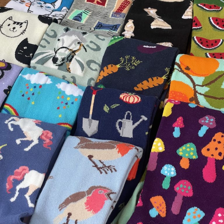 Joecoolukltd's tweet photo. More socks! The latest new designs are now in stock and there is quite an eclectic mix as you might expect. There is a sock for the horse lover and also for fans of that other popular equine family member, the Unicorn!
https://t.co/PB2R7mGzjX https://t.co/ocMz1Wq0VS