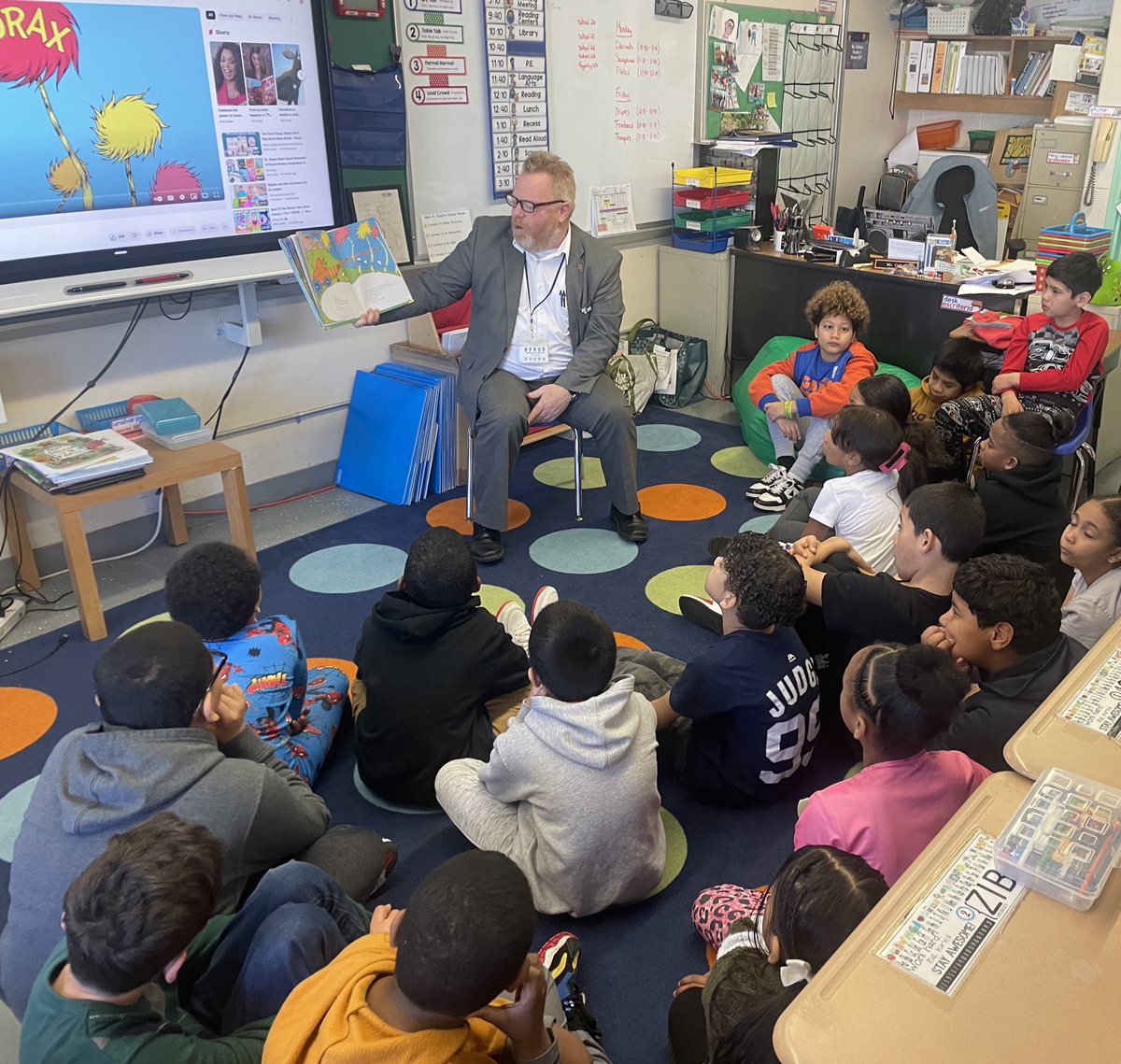 Courtney Monterecy (@cmonterecy) on Twitter photo Thank you Craig Crellar for sharing your love of The Lorax with <a href="/BrianColton/">Brian Colton</a>’s 4th graders today. What a special story and a treat for our students! 🌟 <a href="/pvdschools/">Providence Public Schools</a> #FogartyPride #ReadingWeek24 Thank you Craig Crellar for sharing your love of The Lorax with <a href="/BrianColton/">Brian Colton</a>’s 4th graders today. What a special story and a treat for our students! 🌟 <a href="/pvdschools/">Providence Public Schools</a> #FogartyPride #ReadingWeek24
