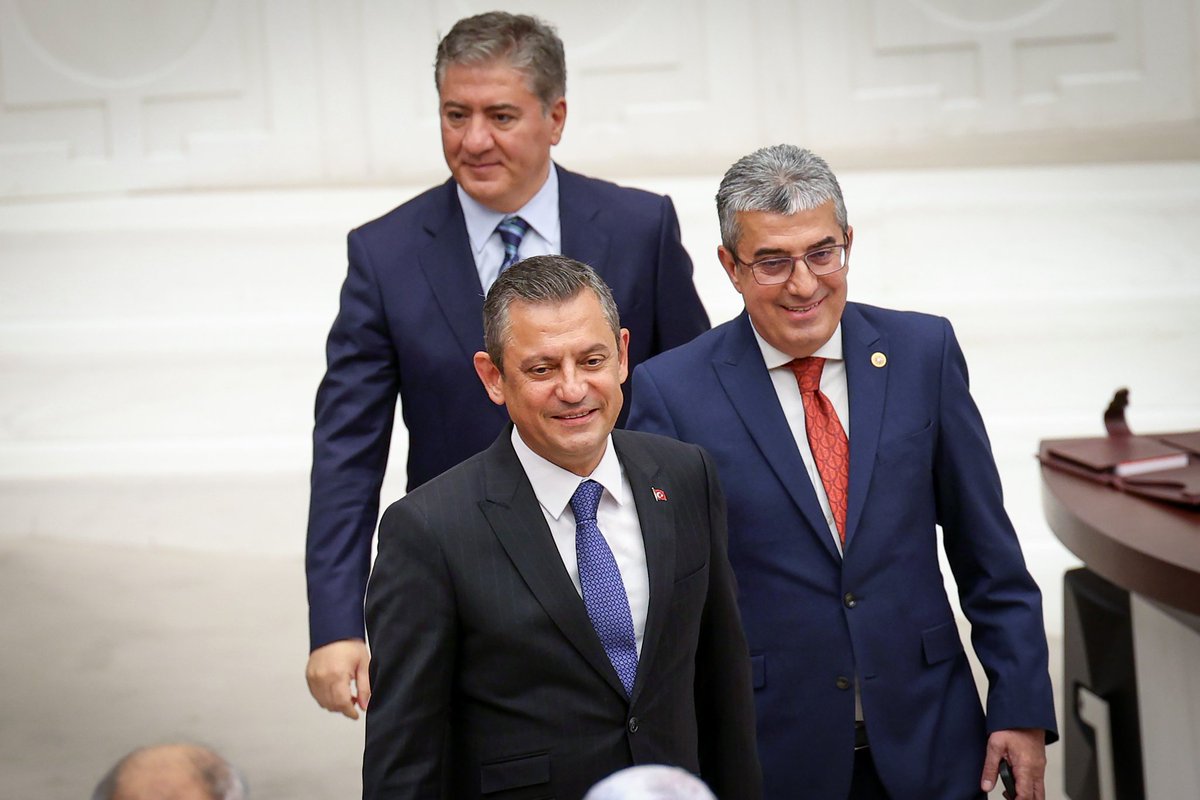 eczozgurozel's tweet photo. TBMM'nin açılışının 104'üncü yılı nedeniyle TBMM Genel Kurulu Özel Oturumunda söz aldım.

"Milletin son seçimlerde, siyasete çizdiği yeni hattın gereği olarak artık milletin gündemi olmayan hiçbir konu, hiçbir tartışma, bu Meclis’in de siyasetin de gündemi olmamalıdır." https://t.co/SmjMRPeVBg
