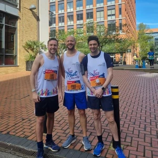 Good luck to Birmingham Half Marathon runners Dr Mike Blaber and teachers Jamie, Quinn & Luke from @BHallAcademy - who'll be raising funds for @SWBHCharity To sponsor the four runners and find out more go to swbh.nhs.uk/news/doctor-jo…