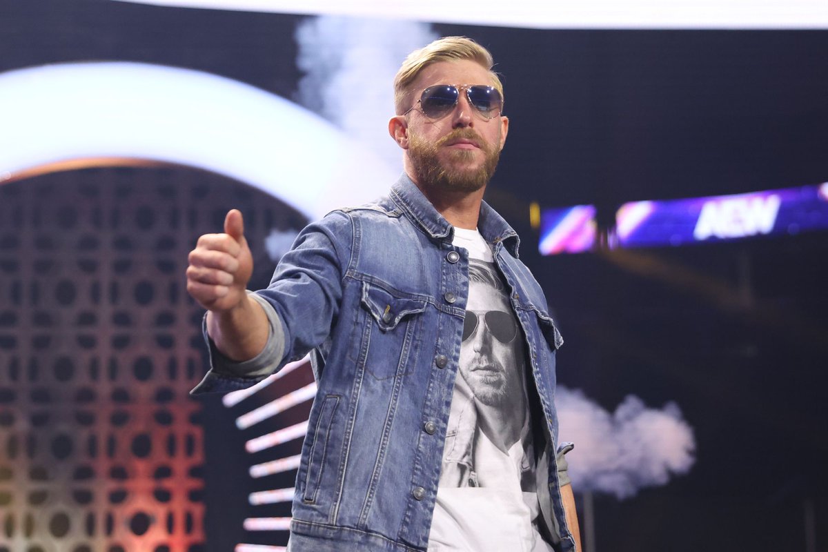 Thumbs up worthy merch! Browse through @orangecassidy’s merch collection today at ShopAEW.com! shopaew.com/orangecassidy #shopaew #aew #aewdynamite #aewrampage #aewcollision