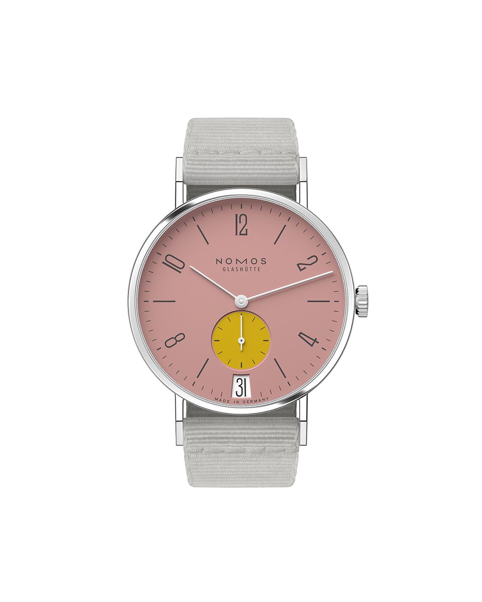 nomosglashuette tweet picture