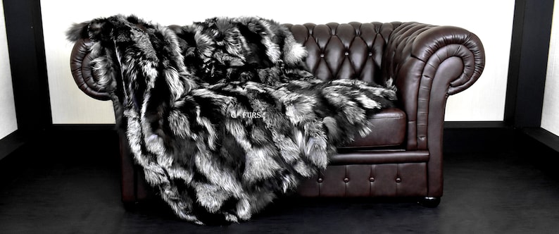 #realfur #sale #luxuryfur #luxurylifestyles #luxuryfashion #springsales #winter #furblanket #realfur #fur #furfashion #giftideas #glamhomedecor #homedecor #interiordesign,etsy.com/listing/167024…