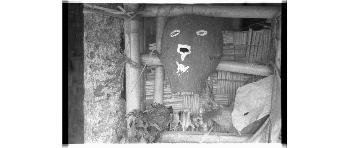 Taken in 1936 in the Mon district of Nagaland in India by anthropologist Christoph Von Fürer-Haimendorf this photograph shows a calabash (gourd) which has been painted to scare away illness. #SomethingScary #Archive30  ow.ly/Eonr50Rc1K8