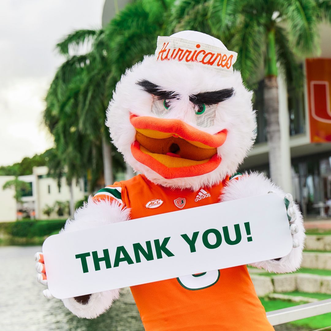 umlacanes's tweet photo. This #VolunteerAppreciationWeek we would like to give a big shoutout to all of our incredible volunteers who make the Los Angeles ’Canes Community programming possible. Thanks for all you do! 🙌 https://t.co/9YrTJIBuCa
