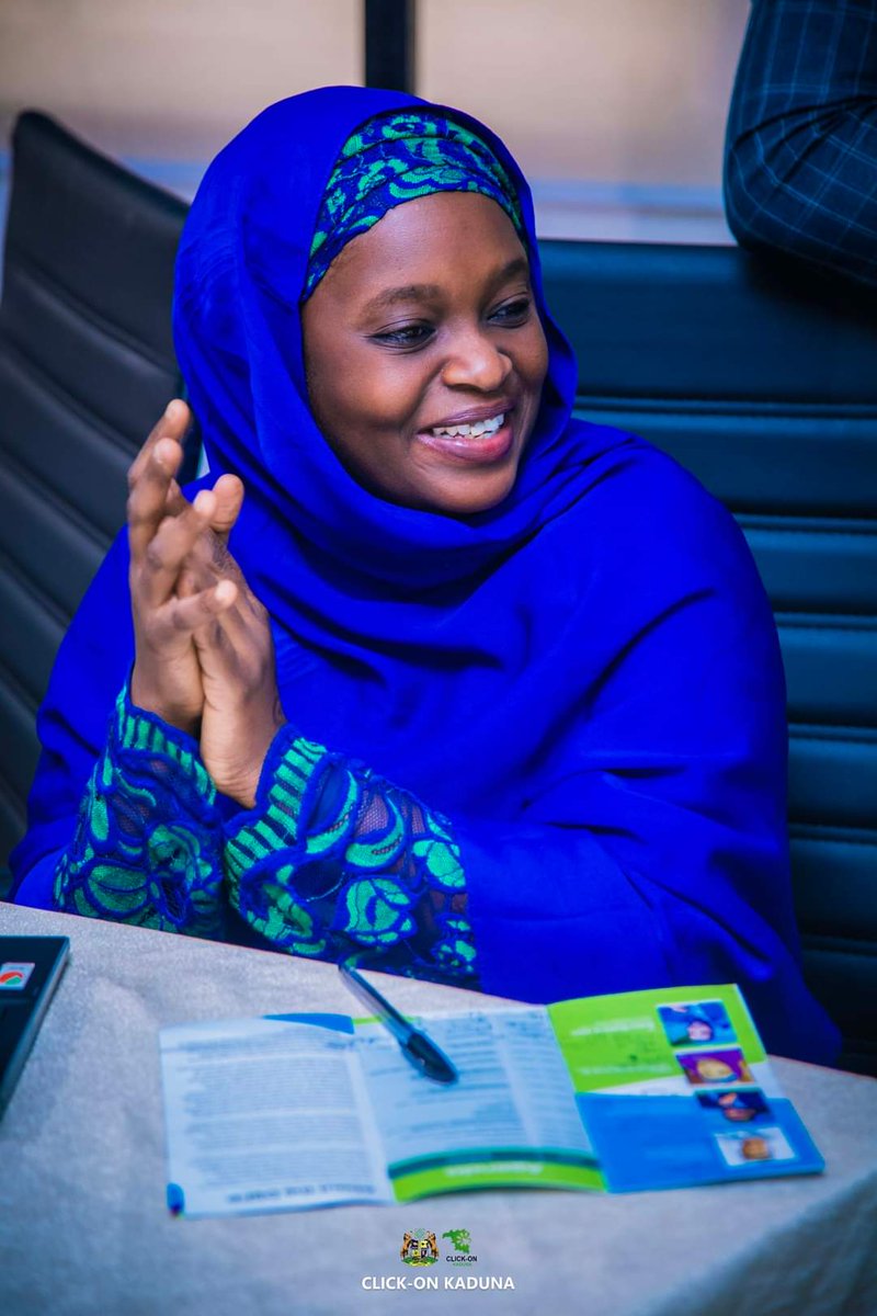 Hajiya Aisha Sani, the Portfolio Lead of the Data Science Fellowship Program & Head of the Digital Development Unit at @NFTIAfrica, graciously took the stage to announce the names & share the updated bios of our esteemed Fellows during the graduation ceremony. #ClickOnKadunaDSFP