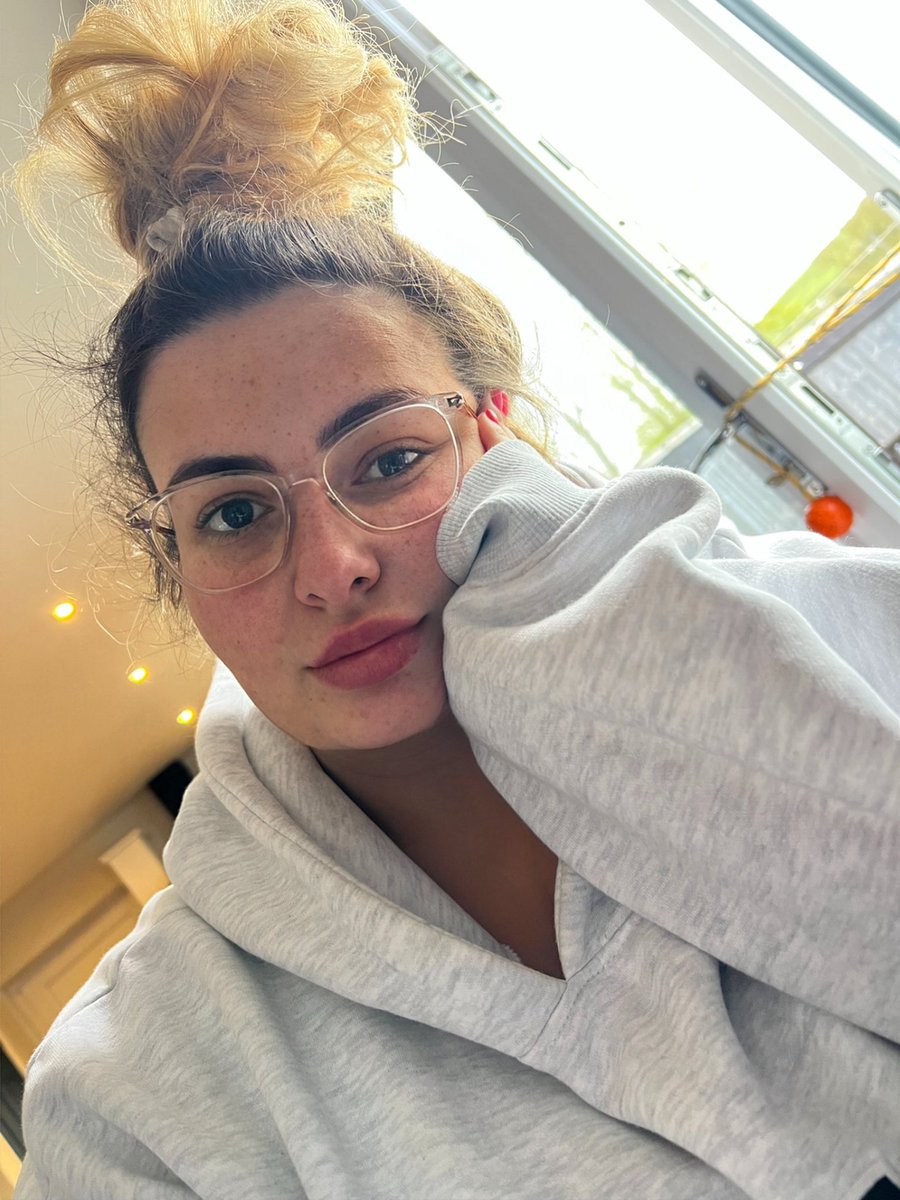 Katie Bottomley tweet media