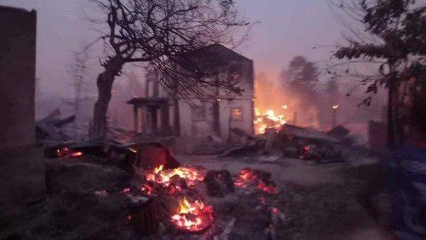 #Mandalay Region, 5 civilians were killed and nearly 1,500 houses incinerated emerged by Junta Military conducted ground assaults in several villages across the bank of Irrawaddy river in Myingyan town as of April-8.

#2024Apr23Coup 
#WhatsHappeningInMyanmar
#WarCrimesOfJunta