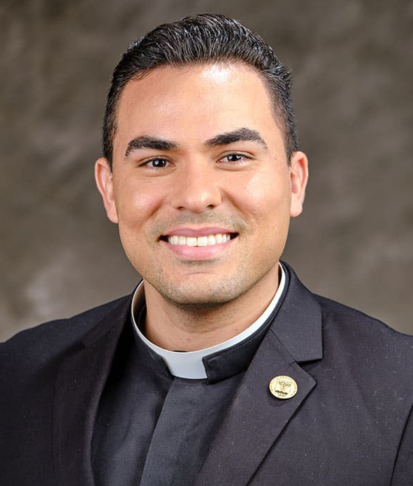 In this Easter Season, may the Holy Spirit bestow His grace upon Thiago Sousa, a seminarian in First Theology, as he discerns God’s call to the priesthood.