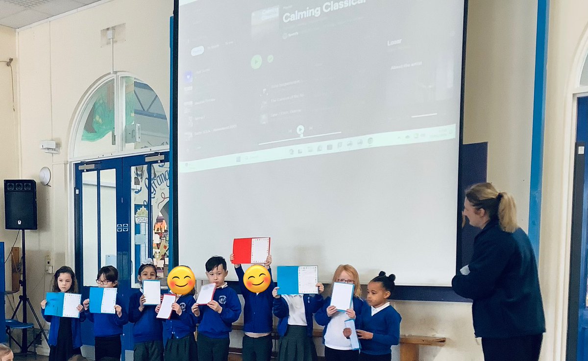 GrangehurstCov's tweet photo. Mrs McGuiness was so proud of our Year 1 children today in assembly. They came along with their published books based on ‘The Sea Saw’ by @TomPercivalsays to share with all the children. We definitely have some future authors at Grangehurst. @literacytree #authorsofthefuture https://t.co/QRT7S62bP7