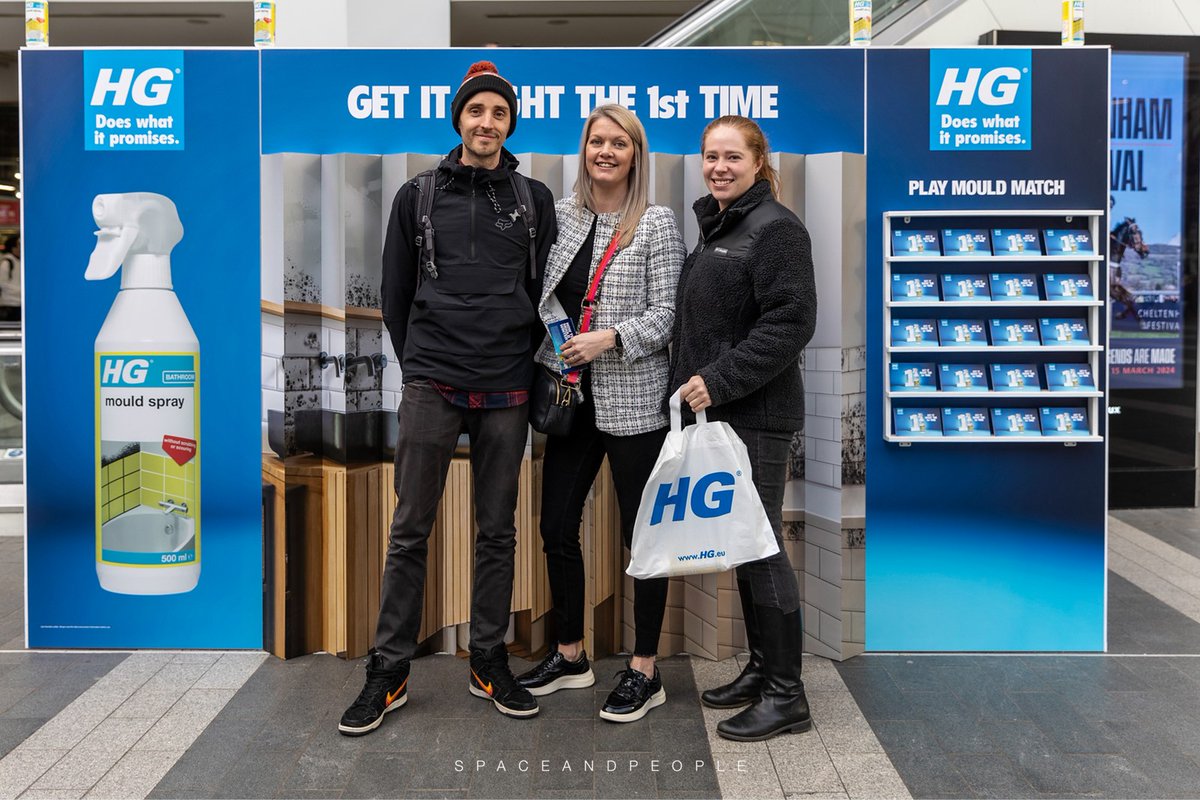 Passers-by at @NetworkRailBHM and @LondonWaterloo stations learned about HG’s Mould Spray with this promotion!

#OOH #TrainStation #BrandMarketing #ExperientialSpace #BrandExperience