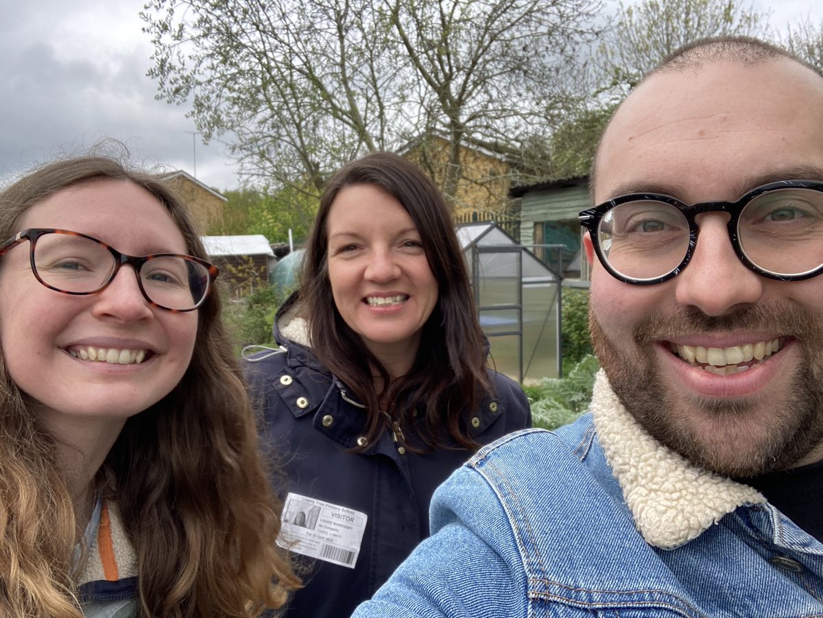 It was good to be joined by our friends from @tastedfeed today! It’s such an inspiring and fun programme to help pupils discover fruits and vegetables. Anyone can do it! @inclusiveMAT @CTS_Watford #watford #hertfordshire #OutdoorAdventures