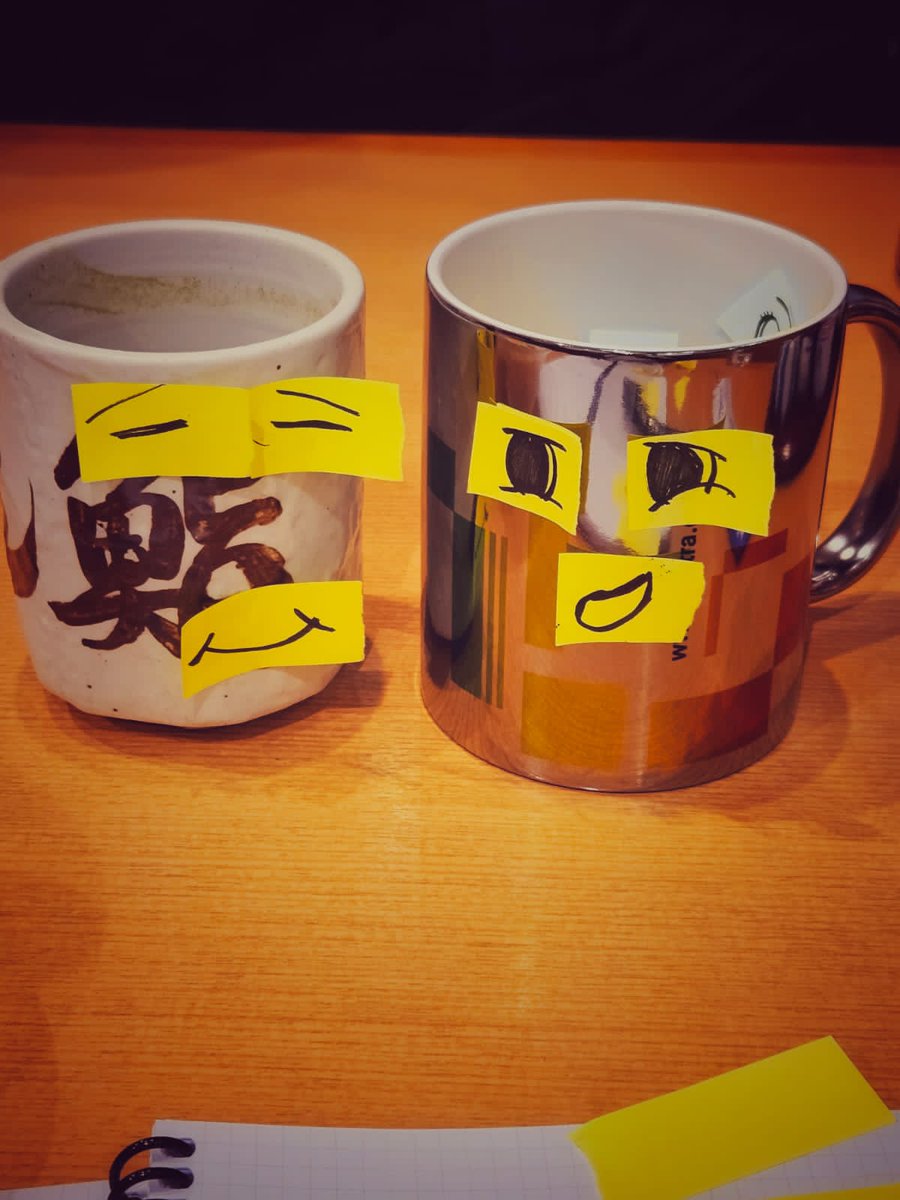 elettrasincro's tweet photo. #MugsOnTheGo - Day 2!
Our mugs arrived safely to their destinations and kept themselves busy in different ways...

In 🇯🇵Japan we meet new people, while in 🇺🇸California we rest a bit to be more than shiny soon afterwards!

So far so good!!!

#SynchrotronMugMadness 3 https://t.co/FCYj1Xe8pq