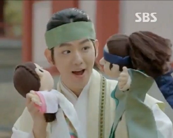 actuallyitsbf's tweet photo. 헐 SHUT UP! 😳 Wth is Tay's number here? I'll flip if he plays 8th prince. He'll make a good nice guy turned villain. Hoping that Thai adaptation will live up to the og series. To my baby love 10th prince Wang Eunie and my first love 8th prince Wang Wookie 😭🥹 #scarletheartth https://t.co/xXWBVTFhgD