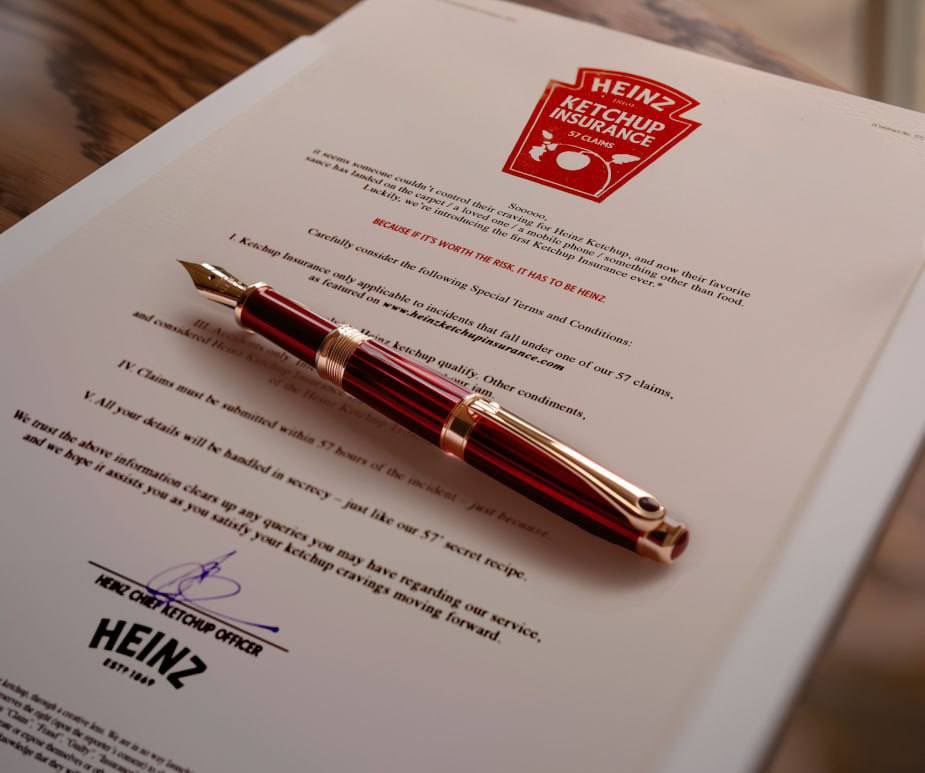 FlyxMarketing's tweet photo. It’s cool when a brand is responsible not only for the product, but also for the mistakes when using it.

🍅 Heinz has launched a new service in the UAE - insurance against ketchup stains. Did you dribble on the sofa or ruin your T-shirt? Get compensation!

There are 57 insured events (this is an important number for Heinz), the options for compensation for damage are different: cleaning, minor repairs, spa treatments.

💵 The idea was born from a survey: 48% of Heinz customers admitted that they constantly get dirty with ketchup.