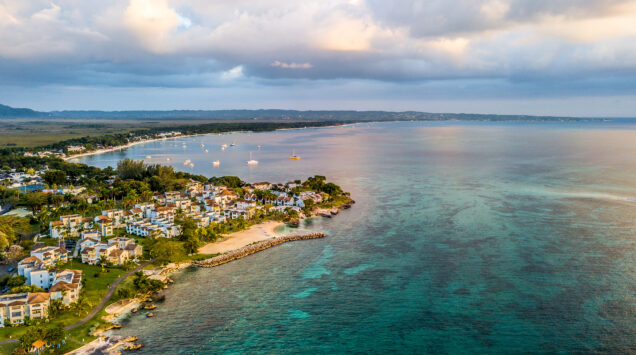 From scaling up resources to institutionalizing collaboration with @WorldBank, a new policy brief from the Task Force on Climate, Development + the IMF outlines 5️⃣ recommendations for improving the @IMFNews Resilience + Sustainability Trust. Read more: gdpcenter.org/3w5tOo8