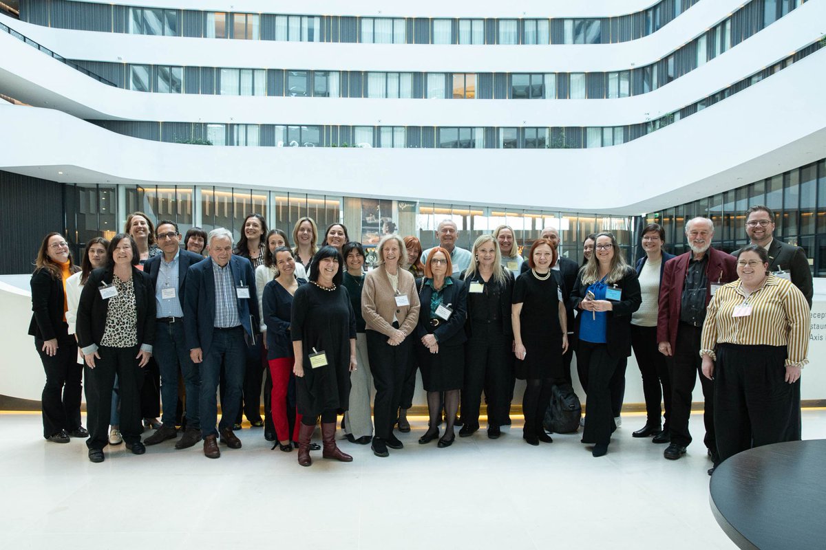 CancerPatientsE's tweet photo. 📣Our Chair, Francisco Lozano, attended the 20th #Biosimilar medicines #conference, which took place on the 18-19 of April in Amsterdam.
Read our newest article and learn more about their application in #Oncology 👉 https://t.co/fNNzh1rpFr
#BIOS24 #CancerCare #HealthUnion https://t.co/apBT6tUr65