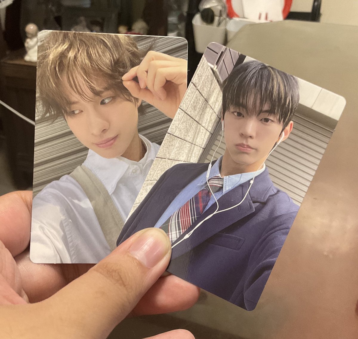 dearhoonz's tweet photo. โ dohoon & kyungmin arrived ! โ๏ธ
thank you @phyricshop for the quick and easy transaction! sa susunod po ulit ๐
#phyricproofs https://t.co/LDhfpHJaxi