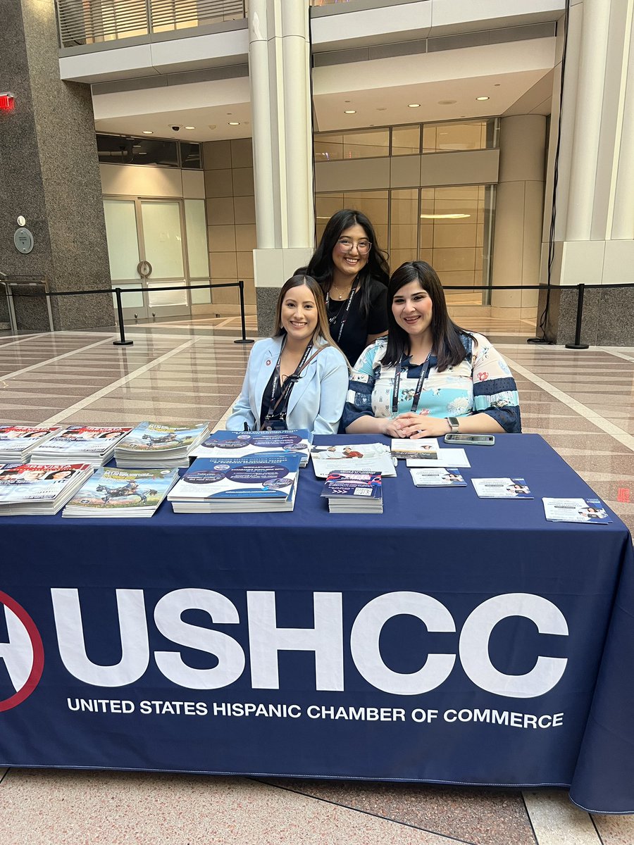 UnicoComm's tweet photo. #USHCCLS24 #TMobileBusiness https://t.co/ZQ5UxXYTGZ