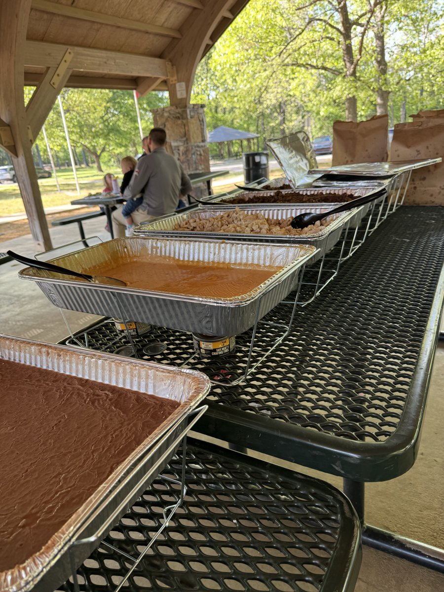 🌟 Our yearly faculty picnic with a taco bar was a blast! Appreciating our hardworking team, giving out awards, and sharing the joy with families made it unforgettable. Check out the pics for the smiles and unity that made it special! 🎉 #HHPR #UARK