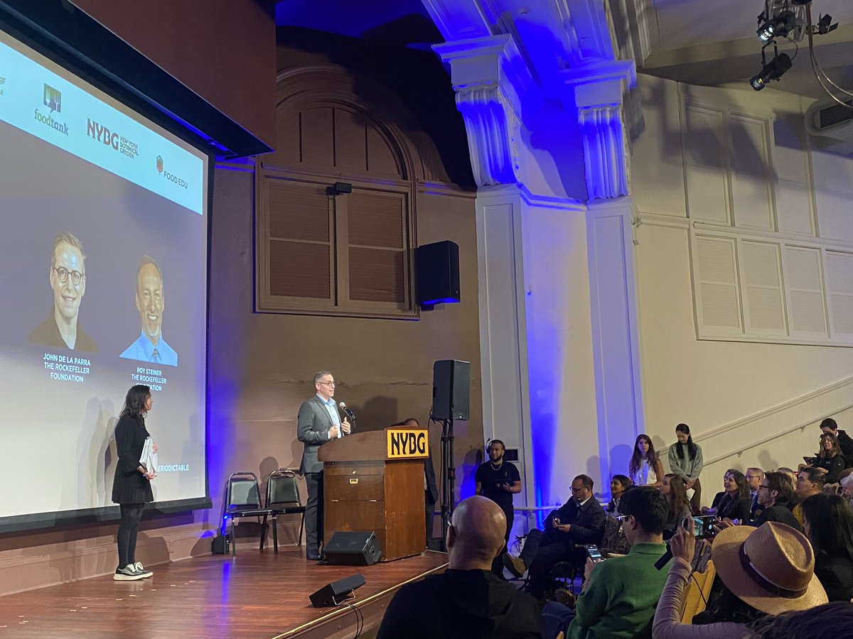 Sara Farley (@innovationwoman) on Twitter photo From 150 to 26,000?! That’s the jump in biomolecules in our food we can now measure because of the #foodperiodictable launching today with <a href="/foodtank/">Food Tank</a> <a href="/RockefellerFdn/">The Rockefeller Foundation</a> <a href="/BiovIntCIAT_eng/">Alliance of Bioversity International and CIAT</a> & so many global partners! 🌿🔬🥕 From 150 to 26,000?! That’s the jump in biomolecules in our food we can now measure because of the #foodperiodictable launching today with <a href="/foodtank/">Food Tank</a> <a href="/RockefellerFdn/">The Rockefeller Foundation</a> <a href="/BiovIntCIAT_eng/">Alliance of Bioversity International and CIAT</a> & so many global partners! 🌿🔬🥕