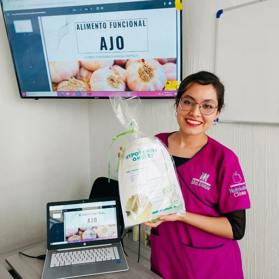 unimilenium's tweet photo. 🟣 TENDENCIAS ALIMENTARIAS Y NUTRICIÓN FUNCIONAL 🧄⚕️

https://t.co/L1PPvqlF6i 🌐

#SoyUniMilenium 
#AuténticaVanguardiaEducativa       
#Educación #Universidad #Salud     
#Nutrición #Nutrióloga #Ajo     
#Tortilla #Saludable #Alimentación   
#alimentosaludable #Vida https://t.co/l4ERq8juBb