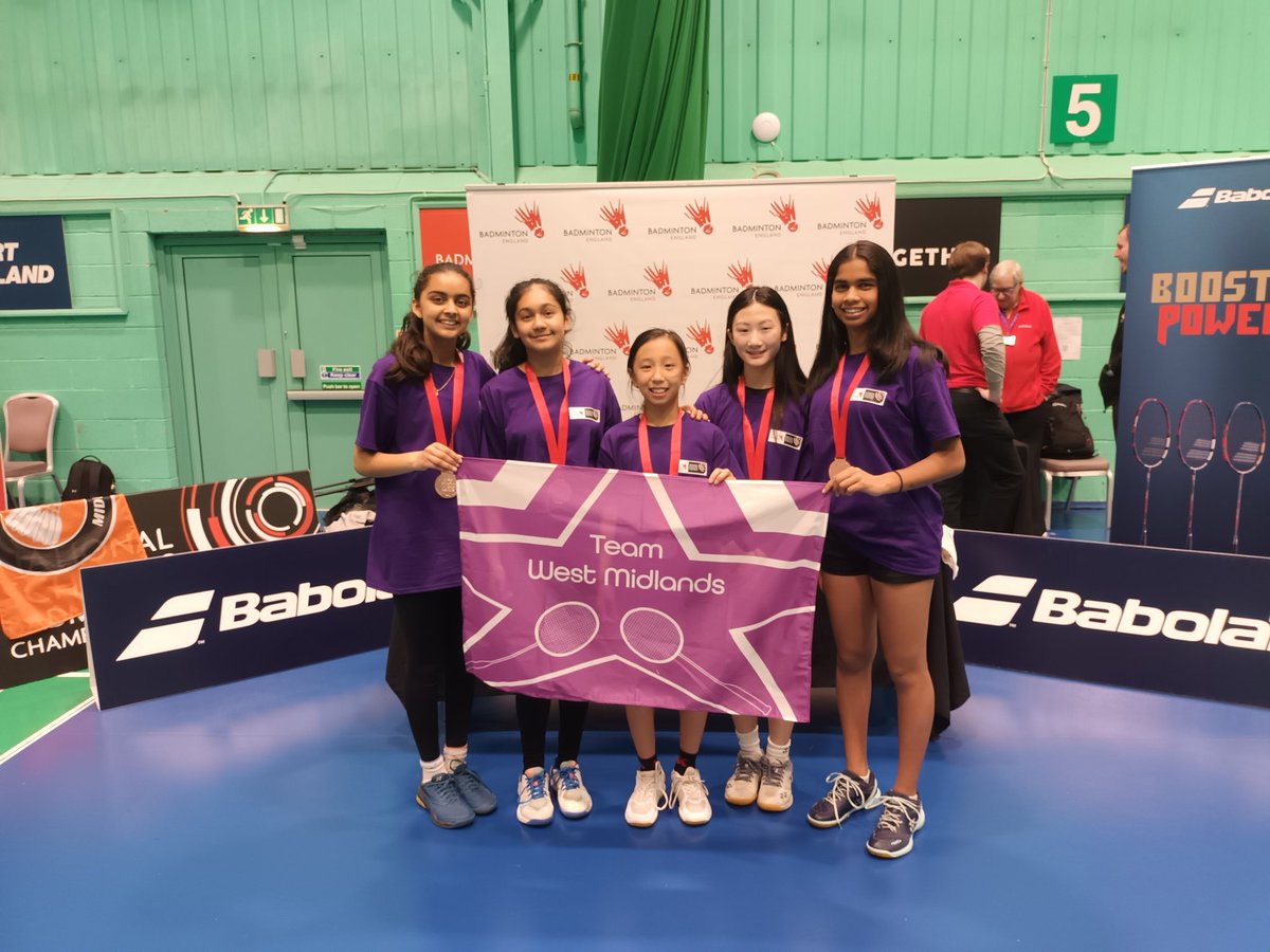 Congratulations to our U14 Badminton team for coming 3rd at the National Badminton Finals last weekend! 🥉🏸 The National Schools Championships made a triumphant return for the first time in five years, featuring 700 teams from 38 counties. What an amazing accomplishment! 👏