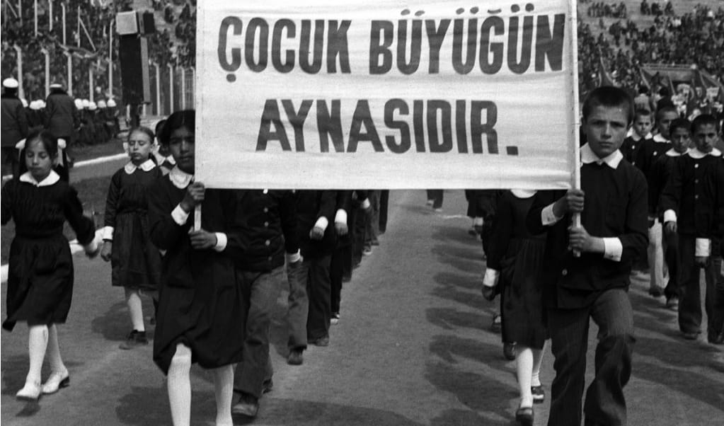 Turkcu_hanimlar's tweet photo. Ne mutlu Türk doğana! https://t.co/WYyViV7NKm