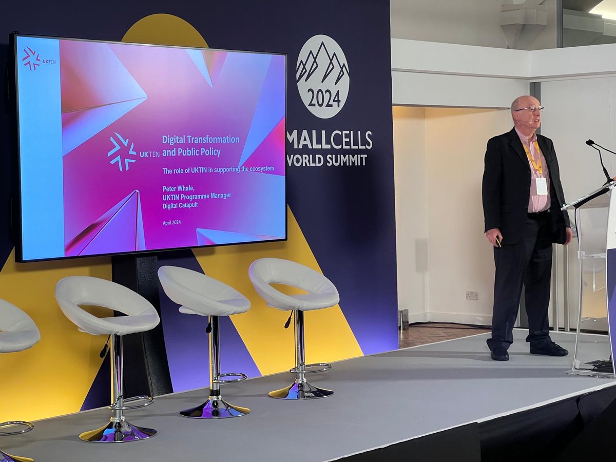 Peter Whale presenting at day one of Small Cells World Summit on the role of UKTIN in supporting the UK #telecoms ecosystem 💡@small_cells