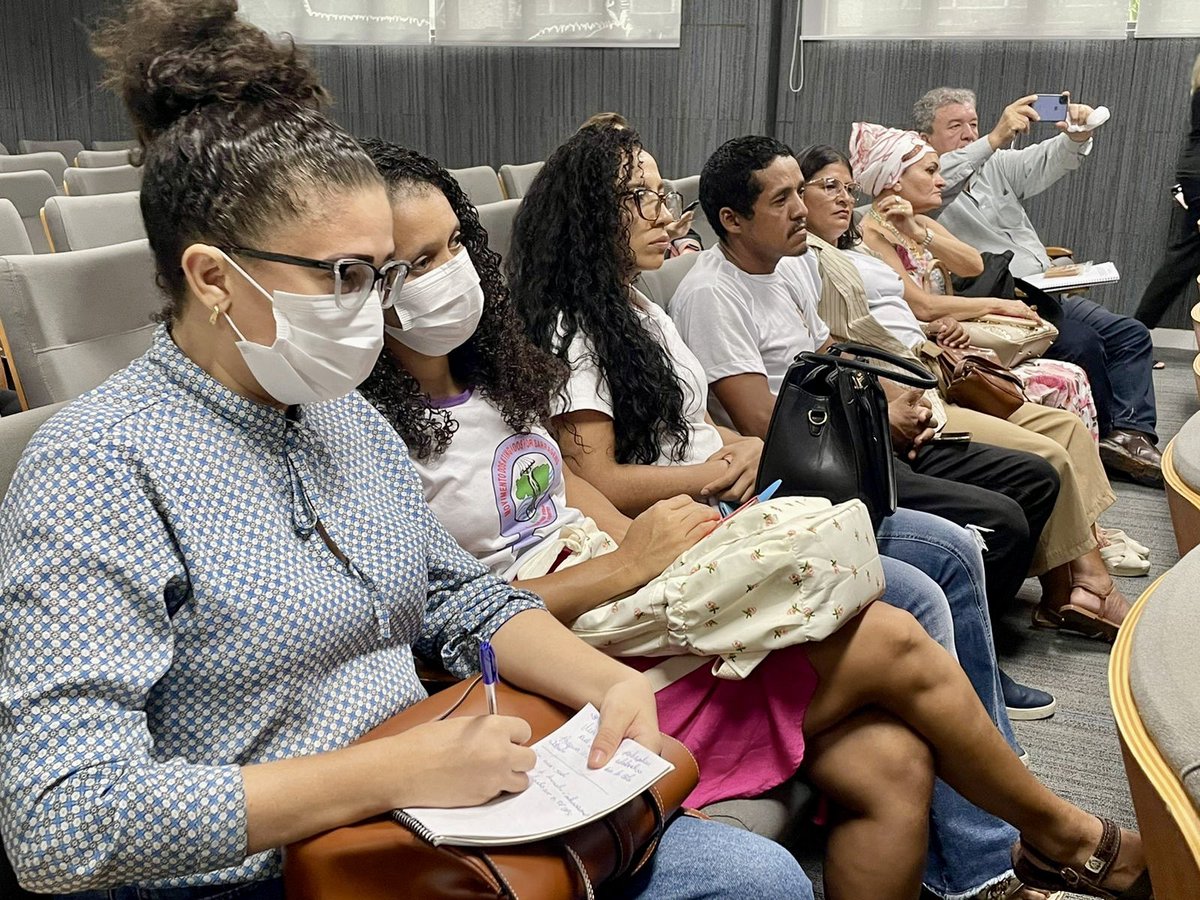 sempimulheres's tweet image. A secretária Estadual das Mulheres, Zenaide Lustosa, participou da reunião "Monitoramento Participativo - Construção da Rede Observacional Colaborativa", promovida pela SEDEC nesta terça-feira (23).

#SEMPI #SEDEC #ETIPI