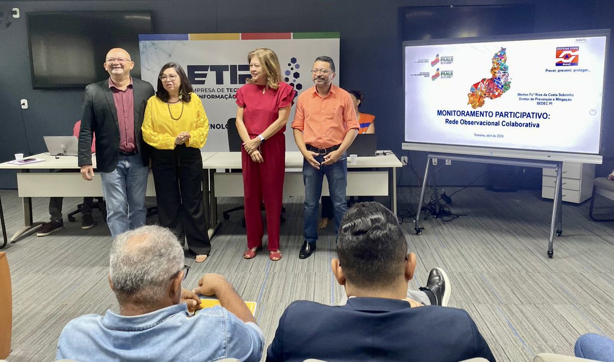 sempimulheres's tweet image. A secretária Estadual das Mulheres, Zenaide Lustosa, participou da reunião "Monitoramento Participativo - Construção da Rede Observacional Colaborativa", promovida pela SEDEC nesta terça-feira (23).

#SEMPI #SEDEC #ETIPI