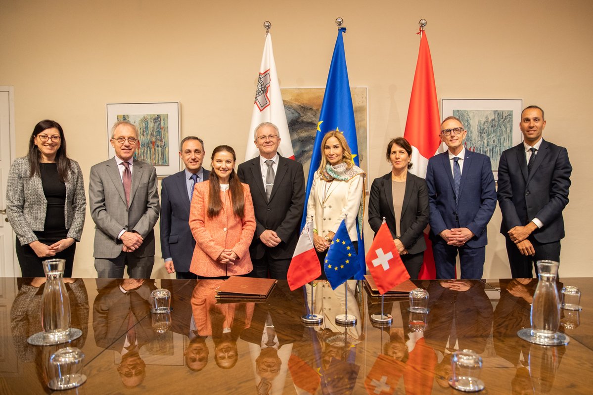 SwissDevCoop's tweet photo. 🇲🇹 and 🇨🇭 will work together on cardiovascular ❤️ #health as part of the second #SwissContribution. 

The project will be implemented together with the Istituto Cardiocentro Ticino and #REGA. https://t.co/bPwBgwXw5p