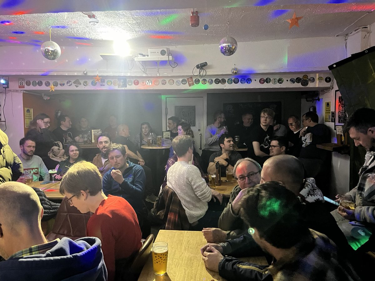 Running a comedy night on a Tuesday in Horsforth is always going to be a risky endeavour. Worked out tonight though, full house! (Photo obvs taken before the gig started 😂)