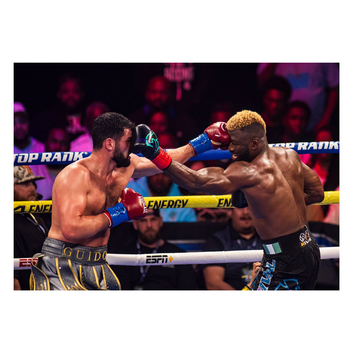 MezaPhotos's tweet photo. Frames from when Top Rank held their fight in Corpus Christi  #photograghy #sportsphotography https://t.co/IQirrZkb49