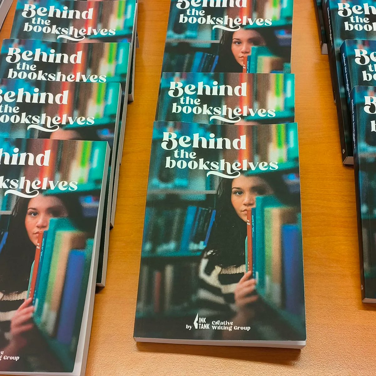 On #WorldBookNight2024
We would recommend, Behind the Bookshelves, all proceeds are going to Newbridge Samaritans. It is available to buy in Farrell's Newbridge, Woodbine Kilcullen, Seanchai  Kildare and on Amazon using this link amzn.eu/d/grNmrLu  💚💚
