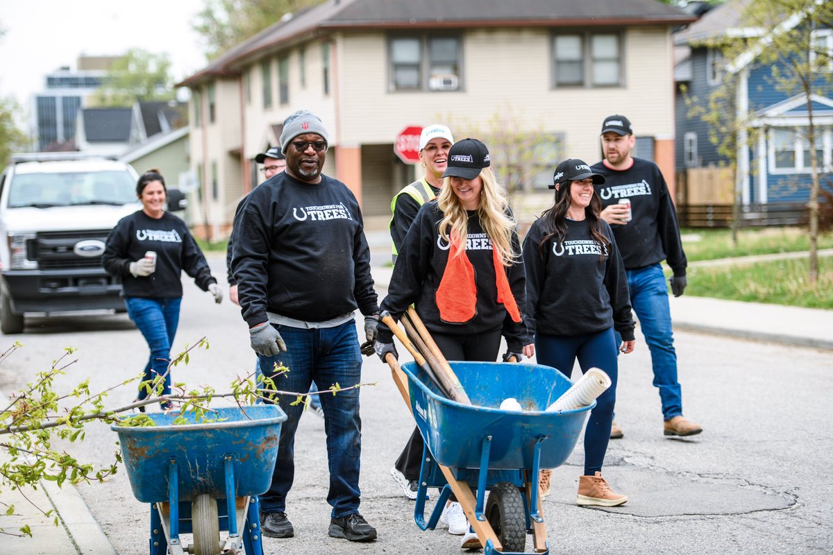 2nd Annual Touchdown for Trees 🌲🌳 Such an impactful morning planting 100 trees in Indianapolis! Thank you to @CokeCCBCC @kibiorg and @meijer for partnering with us on this important project and for @CokeCCBCC for leading the way in sustainability efforts!